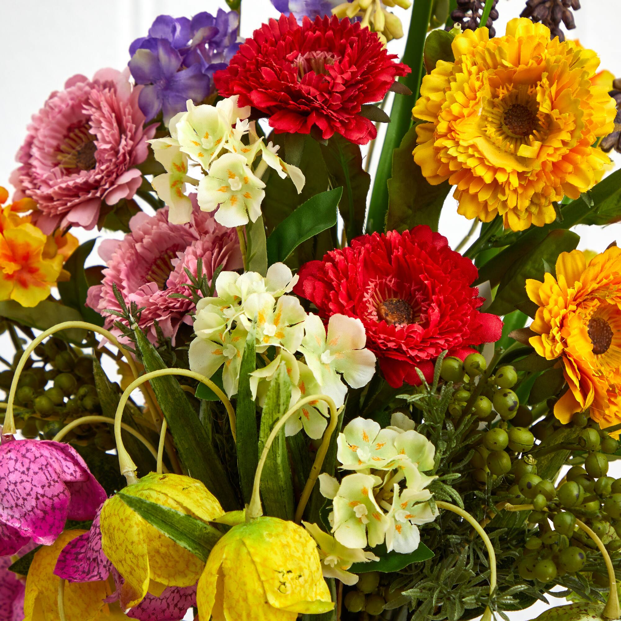 16" Spring Floral Arrangement in Glass Vase